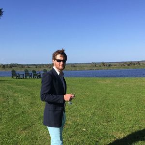 Meet your Posher, Everett